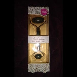 Jade facial roller